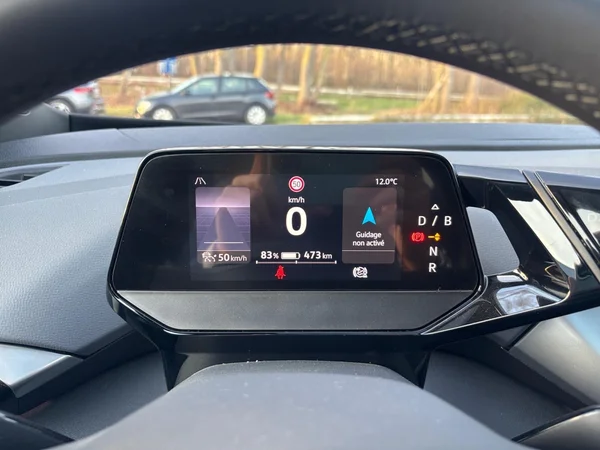 VOLKSWAGEN ID.4 (2025) — foto 2 van 10