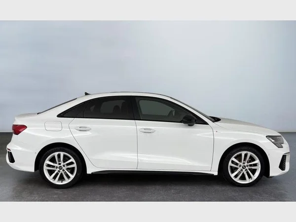 Audi A3 Sedan (2022) — foto 23 van 35