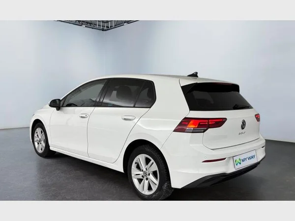 Volkswagen Golf VIII (2020) — foto 12 van 15