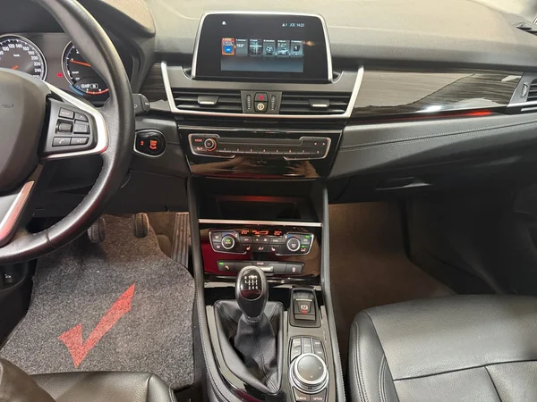 BMW 216-Gran-Tourer (2020) — foto 13 van 30