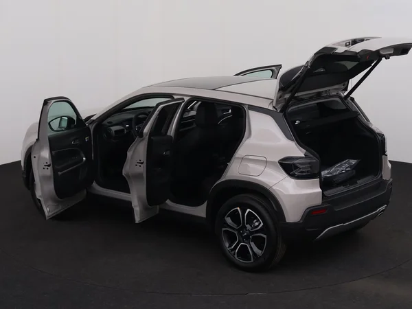 JEEP Avenger (2024) — foto 29 van 30