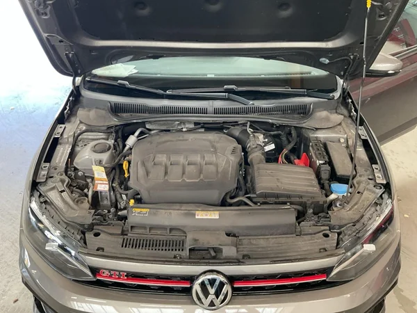 VOLKSWAGEN Polo GTI (2020) — foto 15 van 24