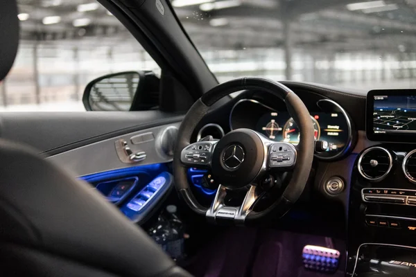 Mercedes-Benz C-Klasse (2019) — foto 2 van 23
