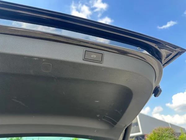 SKODA Karoq Dsl (2020) — foto 5 van 8