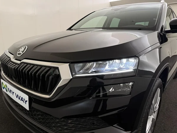 SKODA Karoq (2025) — foto 6 van 18