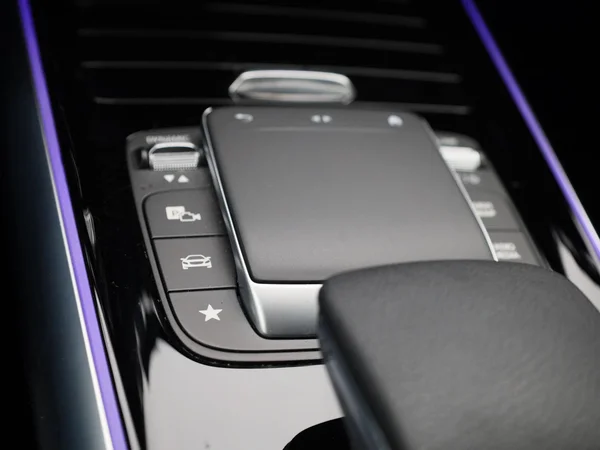 Mercedes-Benz EQA (2024) — foto 14 van 43