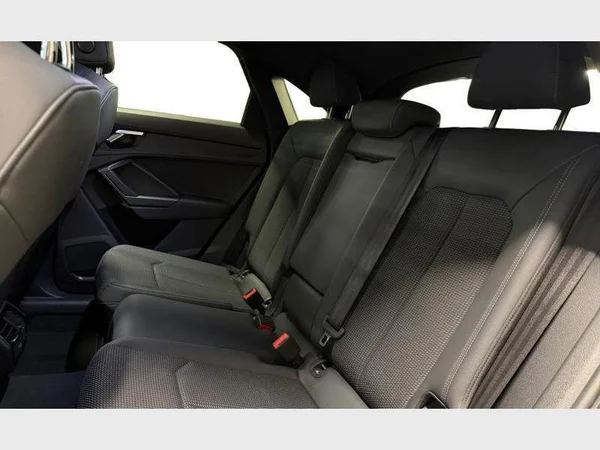 Audi Q3 Sportback (2020) — foto 4 van 27