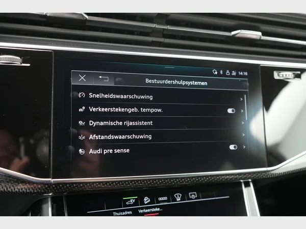 AUDI Q7 PHEV (2024) — foto 5 van 37