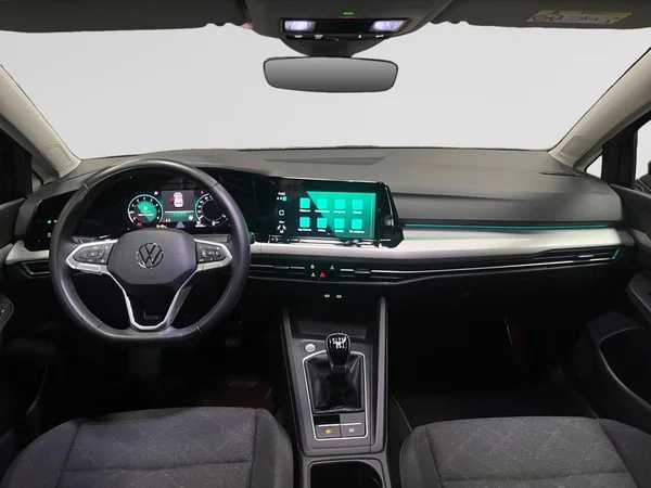 VOLKSWAGEN Golf VIII (2023) — foto 17 van 18