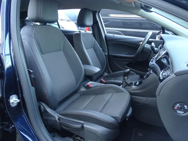 Opel Astra (2019) — foto 5 van 27