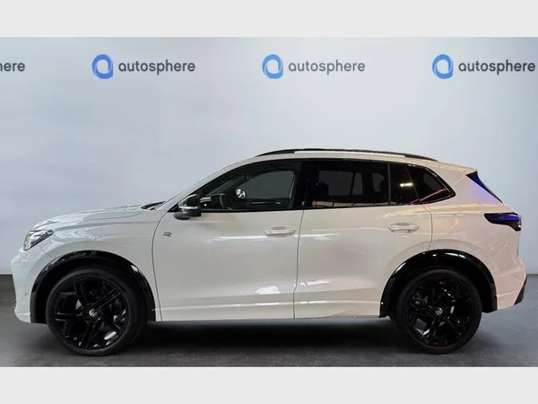 VOLKSWAGEN Tiguan (2026) — foto 17 van 22