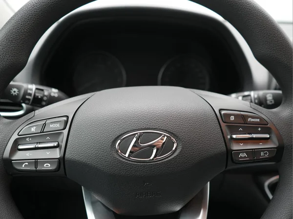 HYUNDAI i30 (2021) — foto 9 van 20