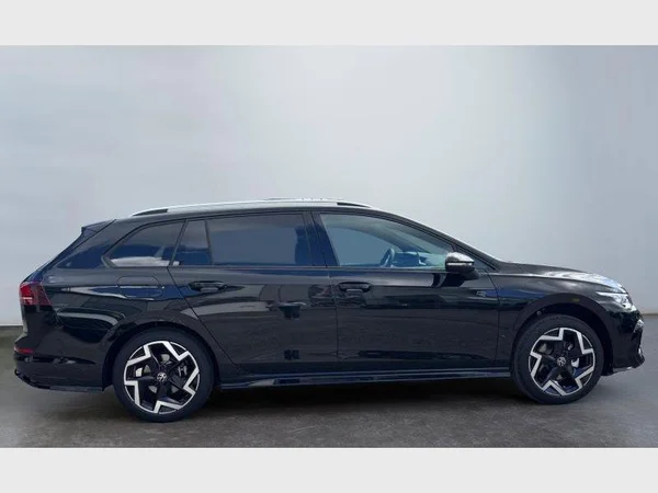 VOLKSWAGEN GOLF (2026) — foto 22 van 23