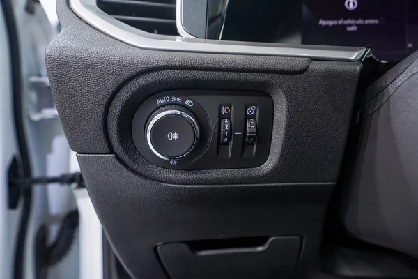 Opel Grandland (2023) — foto 15 van 49