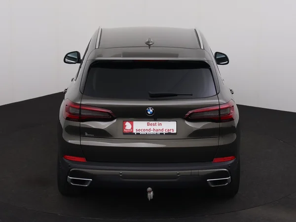 BMW X5 (2022) — foto 30 van 33