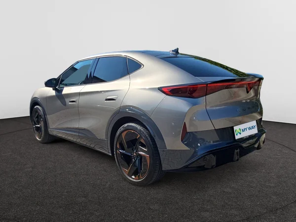 CUPRA Tavascan (2024) — foto 18 van 24