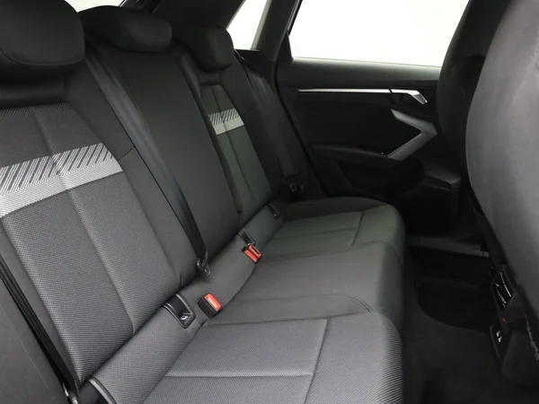 AUDI A3 Sportback (2024) — foto 10 van 19