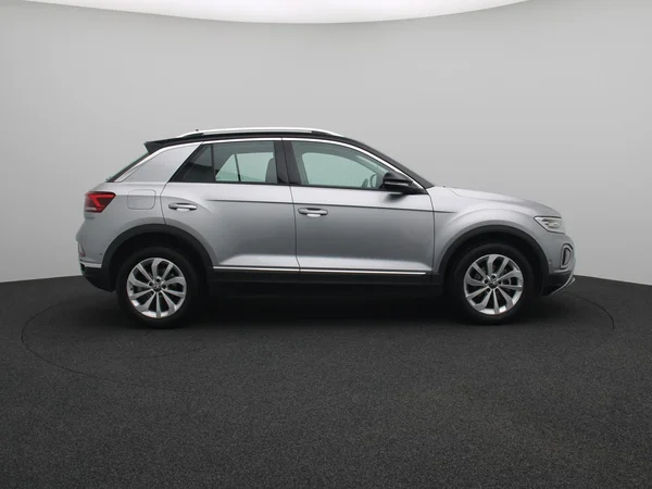 VOLKSWAGEN T-Roc (2025) — foto 13 van 15