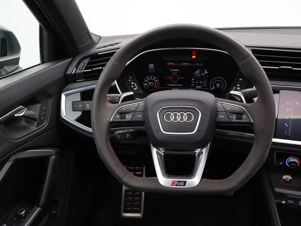 AUDI RS Q3 (2023) — foto 4 van 29