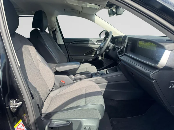 VOLKSWAGEN Tayron (2025) — foto 8 van 24