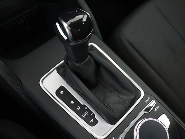 AUDI Q2 (2022) — foto 4 van 27