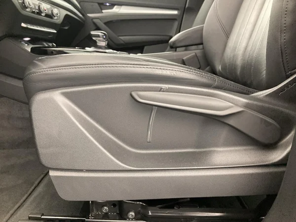 AUDI Q5 Sportback (2022) — foto 18 van 36