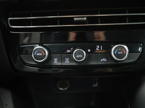 Opel Mokka (2023) — foto 13 van 37