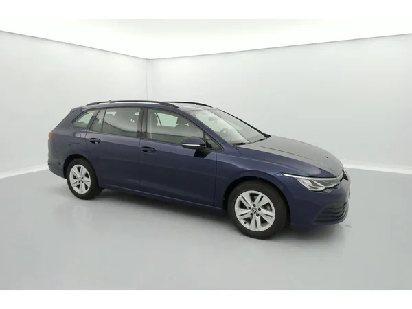 VOLKSWAGEN Golf VIII SW (2022) — foto 31 van 36