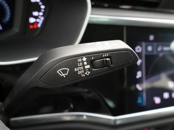 Audi Q3 (2021) — foto 9 van 29