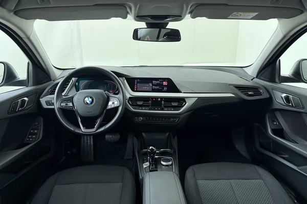 BMW 1 HATCH (2024) — foto 19 van 19
