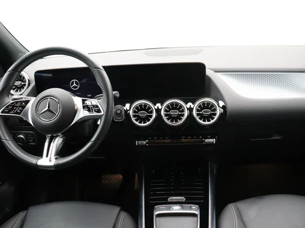 Mercedes-Benz EQA (2024) — foto 11 van 27