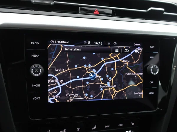 VOLKSWAGEN Arteon (2022) — foto 8 van 30