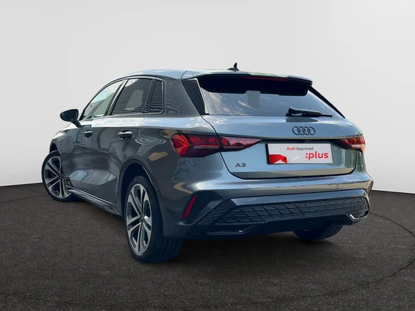 AUDI A3 Sportback PHEV (2025) — foto 18 van 24