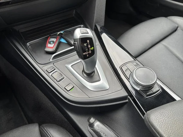 BMW 4 Gran Coupe (F36 LCI) (2020) — foto 18 van 30