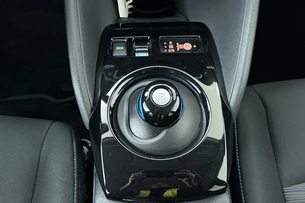 Nissan Leaf (2022) — foto 4 van 18