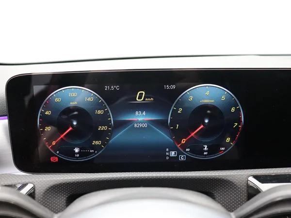 Mercedes-Benz A-Klasse (2021) — foto 2 van 22