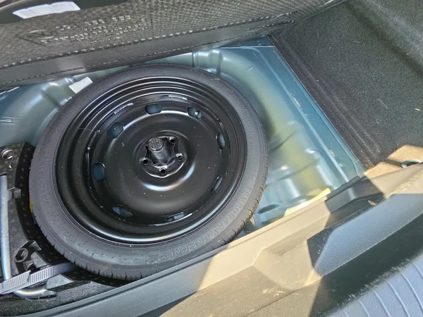 VOLKSWAGEN T-Roc (2023) — foto 13 van 24