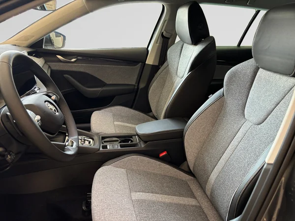 SKODA Octavia Combi (2025) — foto 18 van 24
