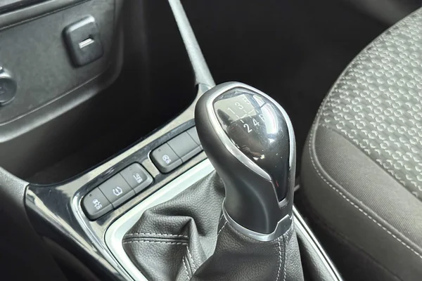 Opel Crossland (2022) — foto 10 van 26