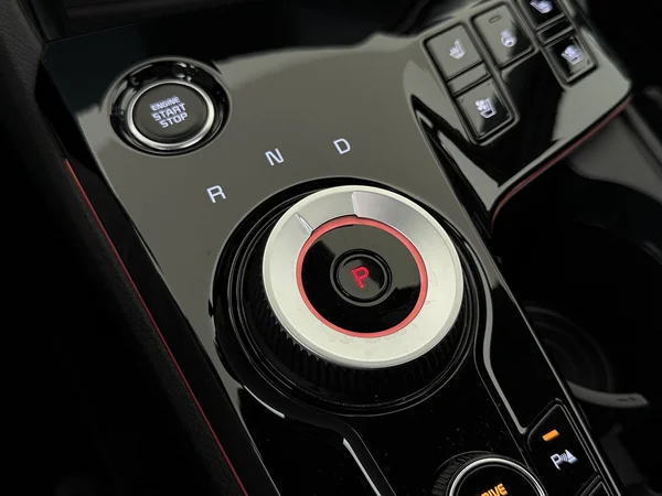 KIA Sportage (2022) — foto 4 van 36