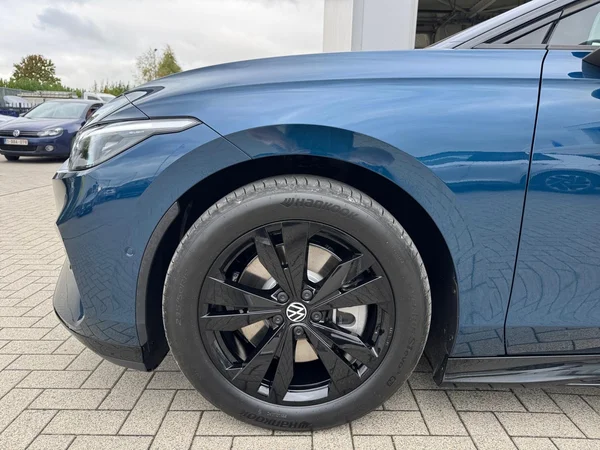 VOLKSWAGEN ID.7 Tourer (2025) — foto 7 van 24