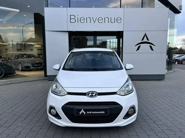 Hyundai I10 (2015) — foto 10 van 17