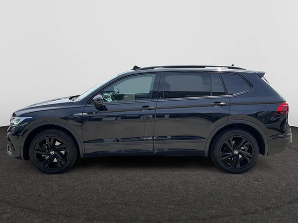 VOLKSWAGEN Tiguan Allspace (2022) — foto 9 van 19