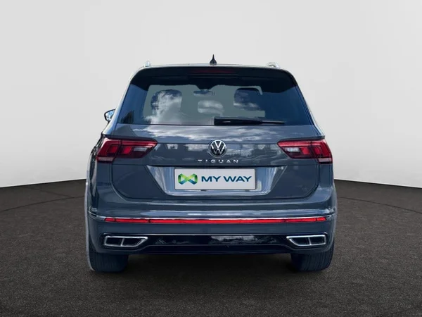 VOLKSWAGEN Tiguan Dsl (2020) — foto 3 van 22