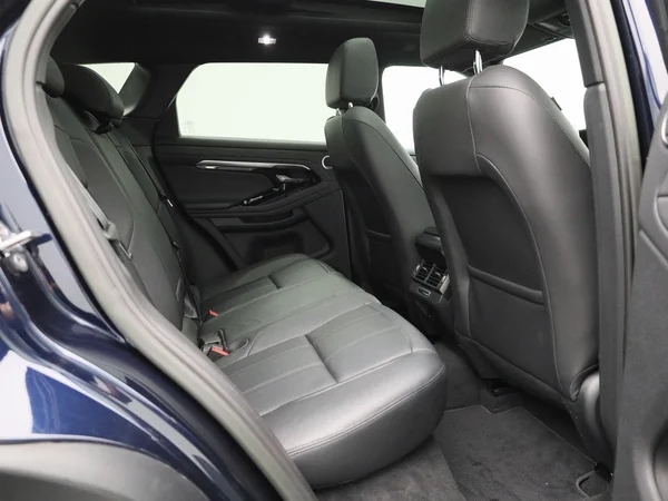 Land Rover Range Rover Evoque (2023) — foto 39 van 54