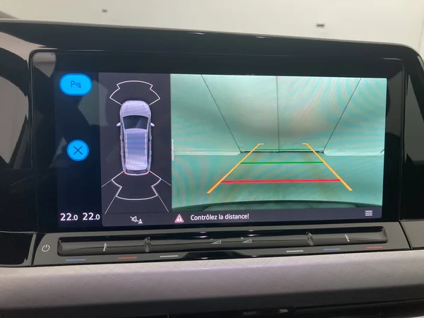 VOLKSWAGEN Golf Variant VIII (2023) — foto 6 van 36