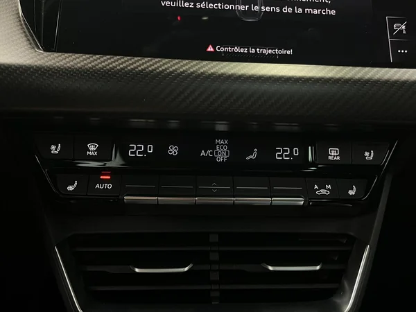 AUDI E-tron GT (2023) — foto 14 van 23