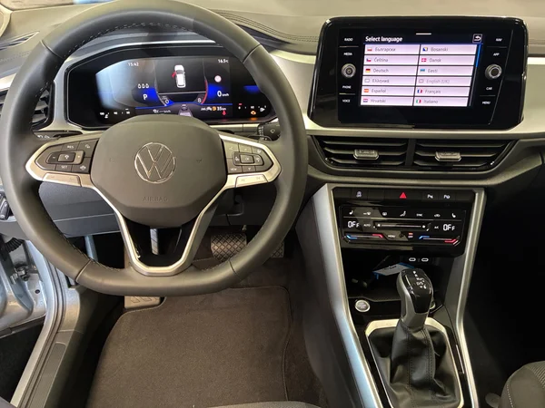 VOLKSWAGEN T-Roc (2026) — foto 17 van 24