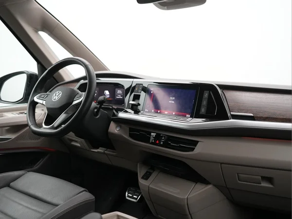 VOLKSWAGEN Multivan T7 Long eHybrid (PHEV) (2026) — foto 25 van 55