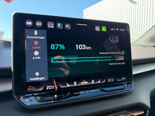 CUPRA Terramar e-Hybrid (PHEV) (2025) — foto 15 van 23